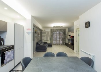 Sala da pranzo - Trilocale Via San Girolamo
 
4, Acireale - foto 3