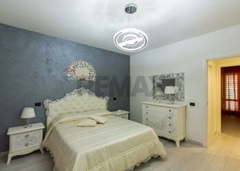 Camera / camera da letto - Trilocale Via San Girolamo
 
4, Acireale - foto 9