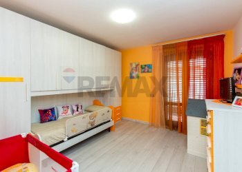 Camera / camera da letto - Trilocale Via San Girolamo
 
4, Acireale - foto 10