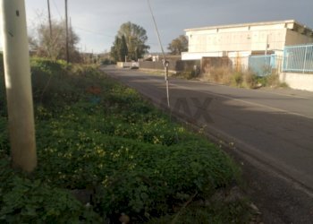 Edificio all\'aperto - Terreno edificabile Contrada Porticatazzo, Motta Sant'Anastasia - foto 1