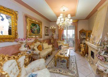 Soggiorno - Quadrilocale Viale Moncada
 
5, Catania - foto 4