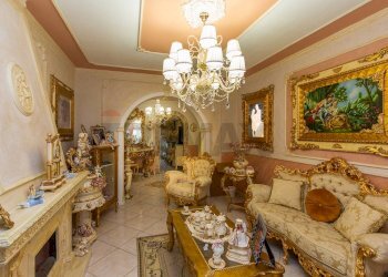 Soggiorno - Quadrilocale Viale Moncada
 
5, Catania - foto 8