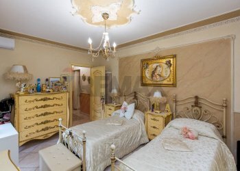 Camera / camera da letto - Quadrilocale Viale Moncada
 
5, Catania - foto 30