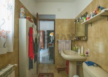 Bagno - Trilocale Via Circonvallazione
 
312, Caltagirone - foto 10