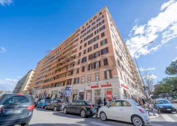 Edificio all\'aperto - Bilocale Viale Furio Camillo
32, Roma - foto 24