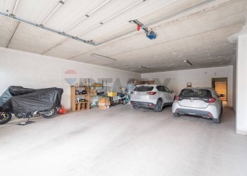 Parcheggio - Locale Commerciale Via Roma
276, Rosora - foto 11