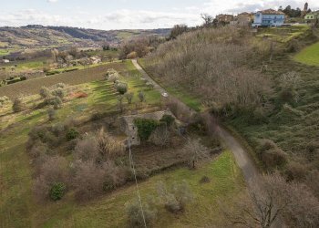 Vista delle montagne - Rustico Contrada Pratelli
 
28, Rosora - foto 7