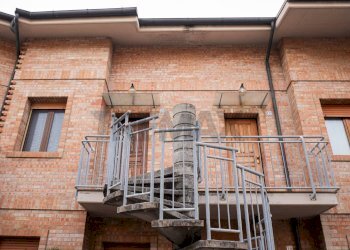 Edificio all\'aperto - Trilocale via fornaci
1d, Montemarciano - foto 1