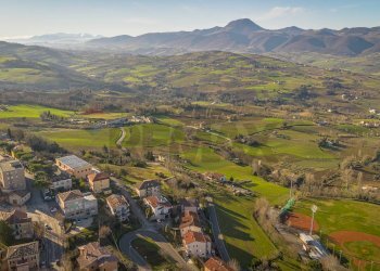 Vista delle montagne - Casa semi indipendente giovanni annibaldi
 
4, Cupramontana - foto 25
