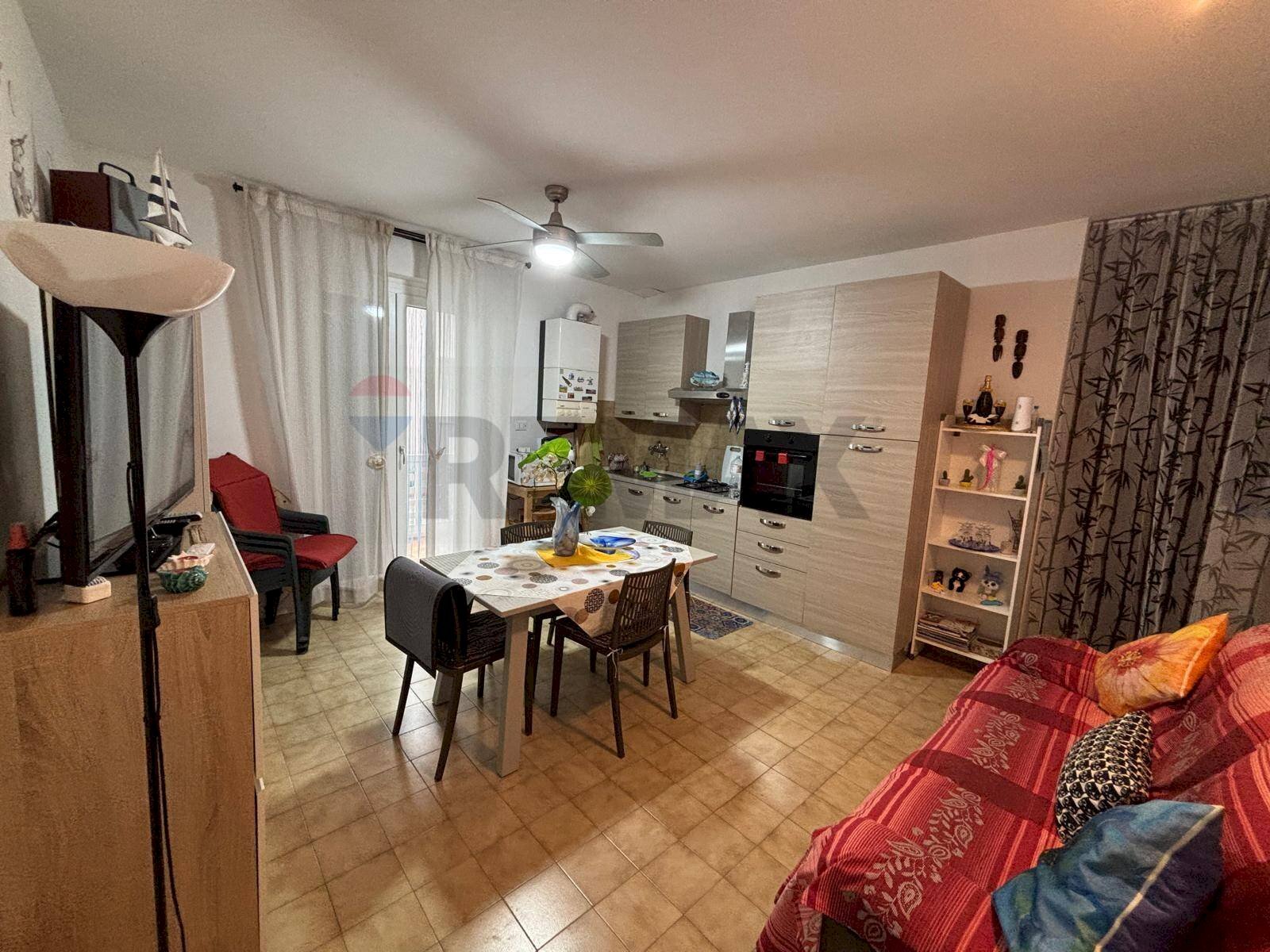 Sala da pranzo - Quadrilocale Montemarciano - foto 2