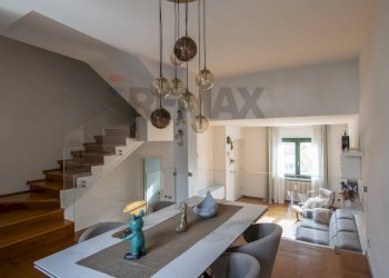 Sala da pranzo - Villa a Schiera Via dei Mandorli
 
95, Montemarciano - foto 9