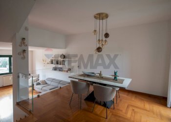Sala da pranzo - Villa a Schiera Via dei Mandorli
 
95, Montemarciano - foto 21