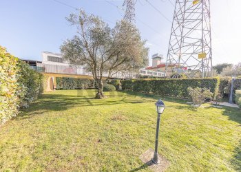 Giardino - Villa VIA POGGIO FIORITO
 
2, Guidonia Montecelio - foto 4