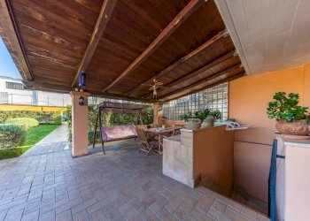 Terrazza - Villa VIA POGGIO FIORITO
 
2, Guidonia Montecelio - foto 10