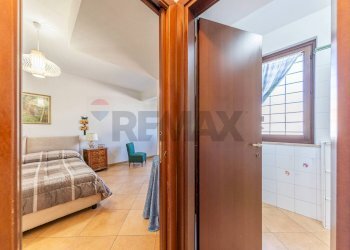 Camera / camera da letto - Villa VIA POGGIO FIORITO
 
2, Guidonia Montecelio - foto 21