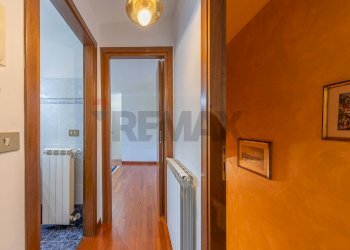 Hall / corridoio - Villa VIA POGGIO FIORITO
 
2, Guidonia Montecelio - foto 34