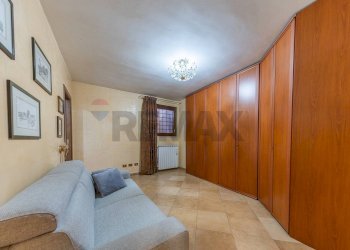 Soggiorno - Villa VIA POGGIO FIORITO
 
2, Guidonia Montecelio - foto 52