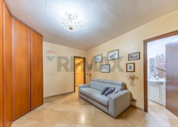 Soggiorno - Villa VIA POGGIO FIORITO
 
2, Guidonia Montecelio - foto 54