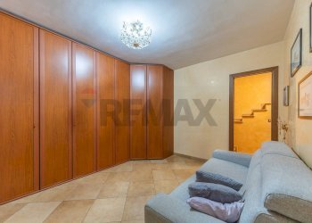 Camera / camera da letto - Villa VIA POGGIO FIORITO
 
2, Guidonia Montecelio - foto 55