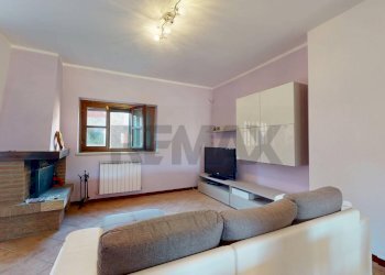 Soggiorno - Trilocale Vocabolo le 5 Torri, Todi - foto 7