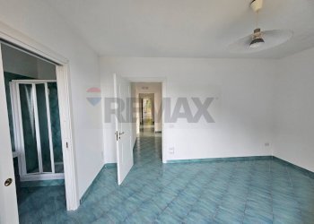 Stanza vuota - Casa indipendente Via Umberto D'agostino, Salerno - foto 33