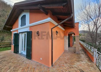 Casa all\'aperto - Casa indipendente Via Umberto D'agostino, Salerno - foto 39