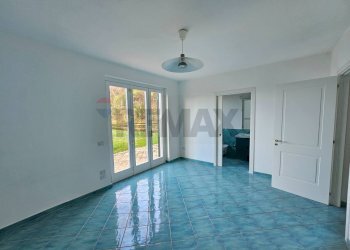 Stanza vuota - Casa indipendente Via Umberto D'agostino, Salerno - foto 46