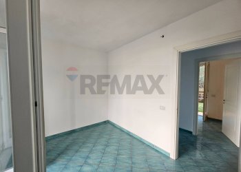 Stanza vuota - Casa indipendente Via Umberto D'agostino, Salerno - foto 59