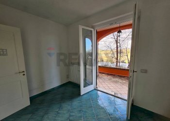 Stanza vuota - Casa indipendente Via Umberto D'agostino, Salerno - foto 61