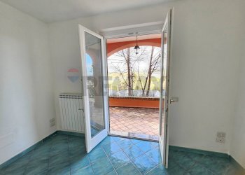 Stanza vuota - Casa indipendente Via Umberto D'agostino, Salerno - foto 62