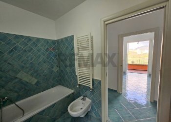 Bagno - Casa indipendente Via Umberto D'agostino, Salerno - foto 64