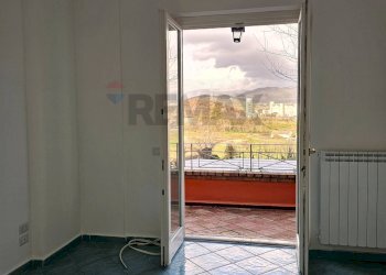 Stanza vuota - Casa indipendente Via Umberto D'agostino, Salerno - foto 66