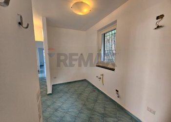 Stanza vuota - Casa indipendente Via Umberto D'agostino, Salerno - foto 77