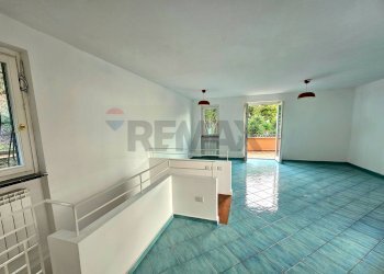 Stanza vuota - Casa indipendente Via Umberto D'agostino, Salerno - foto 83