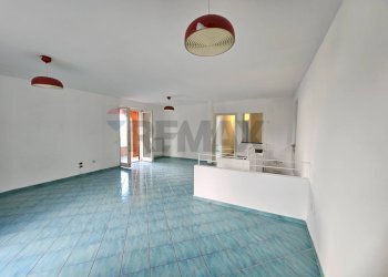 Stanza vuota - Casa indipendente Via Umberto D'agostino, Salerno - foto 101