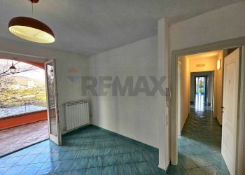 Stanza vuota - Casa indipendente Via Umberto D'agostino, Salerno - foto 162