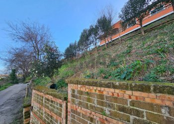 Giardino - Casa indipendente Via Umberto D'agostino, Salerno - foto 174
