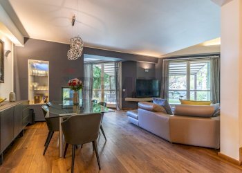 Sala da pranzo - Villa VIA CASCINA BRUGHIERA
 
9, Lesmo - foto 21