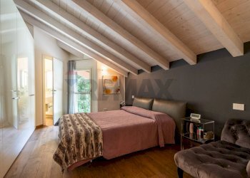 Camera / camera da letto - Villa VIA CASCINA BRUGHIERA
 
9, Lesmo - foto 30