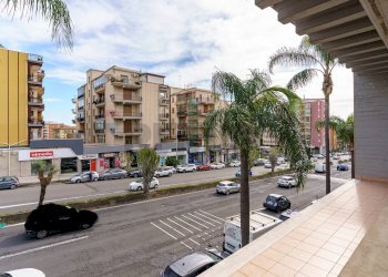 Edificio all\'aperto - Locale Commerciale Via Vincenzo Giuffrida
 
199, Catania - foto 46