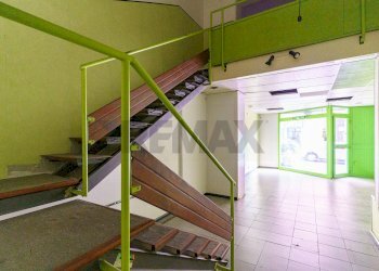 Scale - Locale Commerciale Via Etnea
 
557, Catania - foto 9