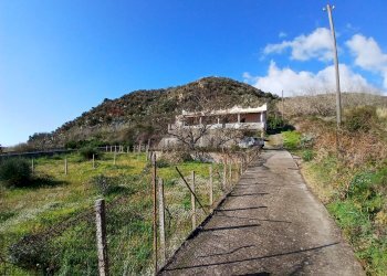 Vista delle montagne - Villa Contrada San Salvatore
 
snc, Lipari - foto 35