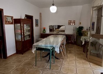 Sala da pranzo - Villa a Schiera Via Isola di Corfù
 
snc, Cagnano Varano - foto 8