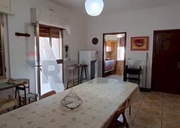 Sala da pranzo - Villa a Schiera Via Isola di Corfù
 
snc, Cagnano Varano - foto 11