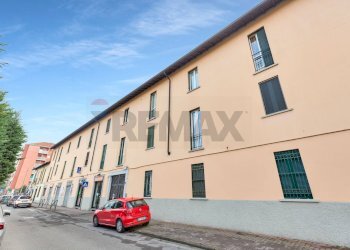 Edificio all\'aperto - Trilocale Via Cassanese
 
10, Segrate - foto 20