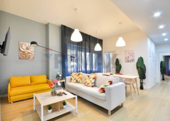 Sala da pranzo - Quadrilocale Via Brambilla
 
37, Como - foto 2