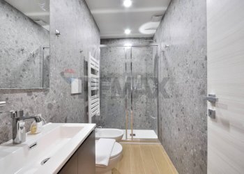 Bagno - Quadrilocale Via Brambilla
 
37, Como - foto 16