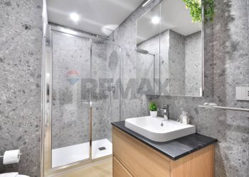 Bagno - Quadrilocale Via Brambilla
 
37, Como - foto 21