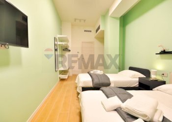 Camera / camera da letto - Appartamento via Brambilla
 
37, Como - foto 13