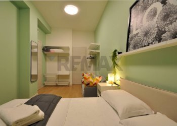 Camera / camera da letto - Appartamento via Brambilla
 
37, Como - foto 23